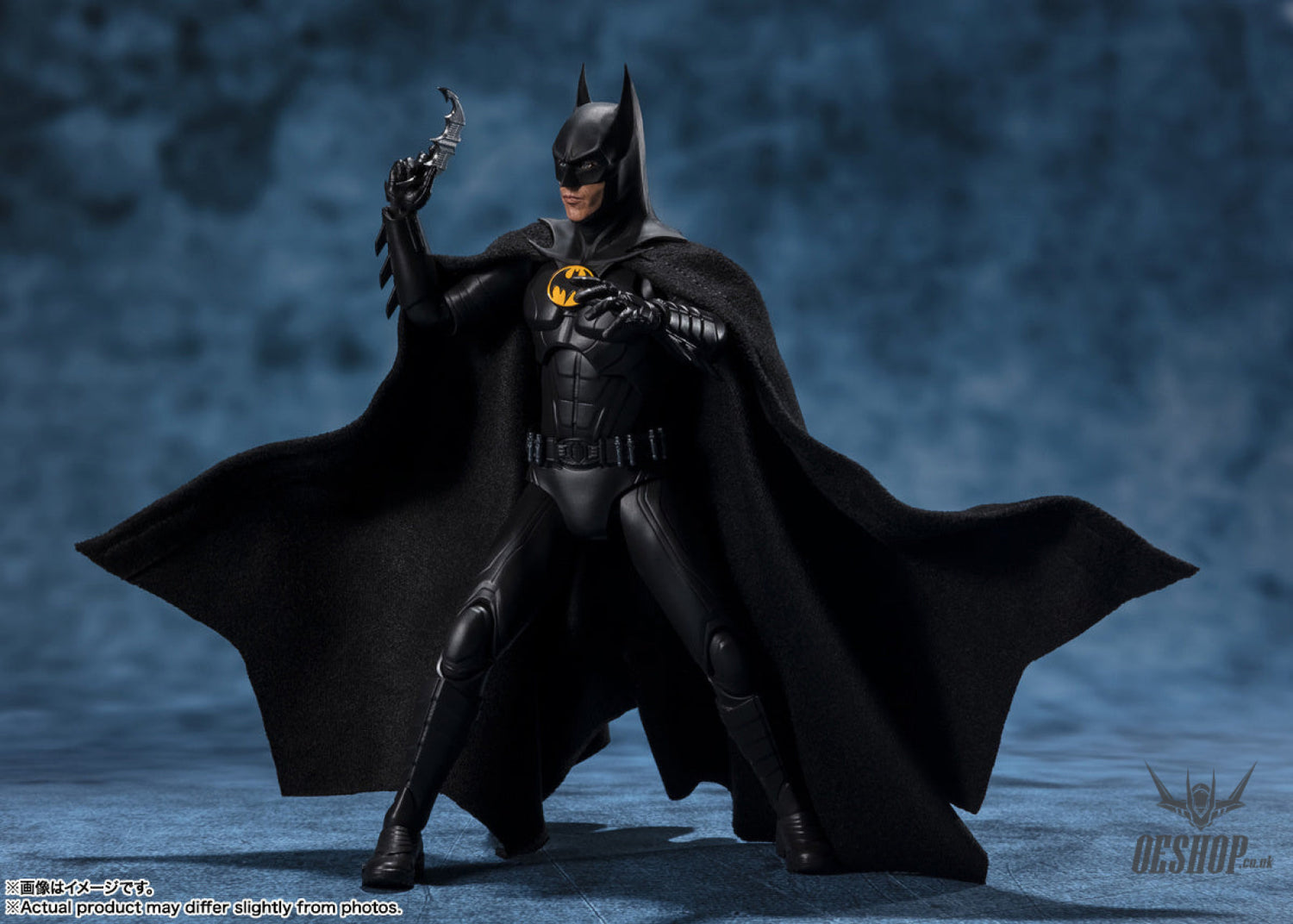 Bandai Tamashii S.H.Figuarts Batman ’The Flash’ Action & Toy Figures