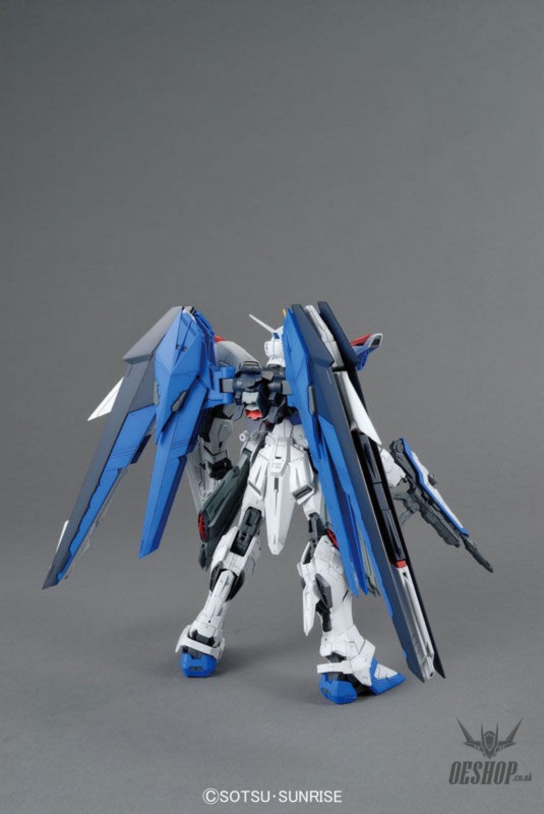 1/100 MG Freedom Gundam Ver.2.0 Bandai 53.19 OEShop