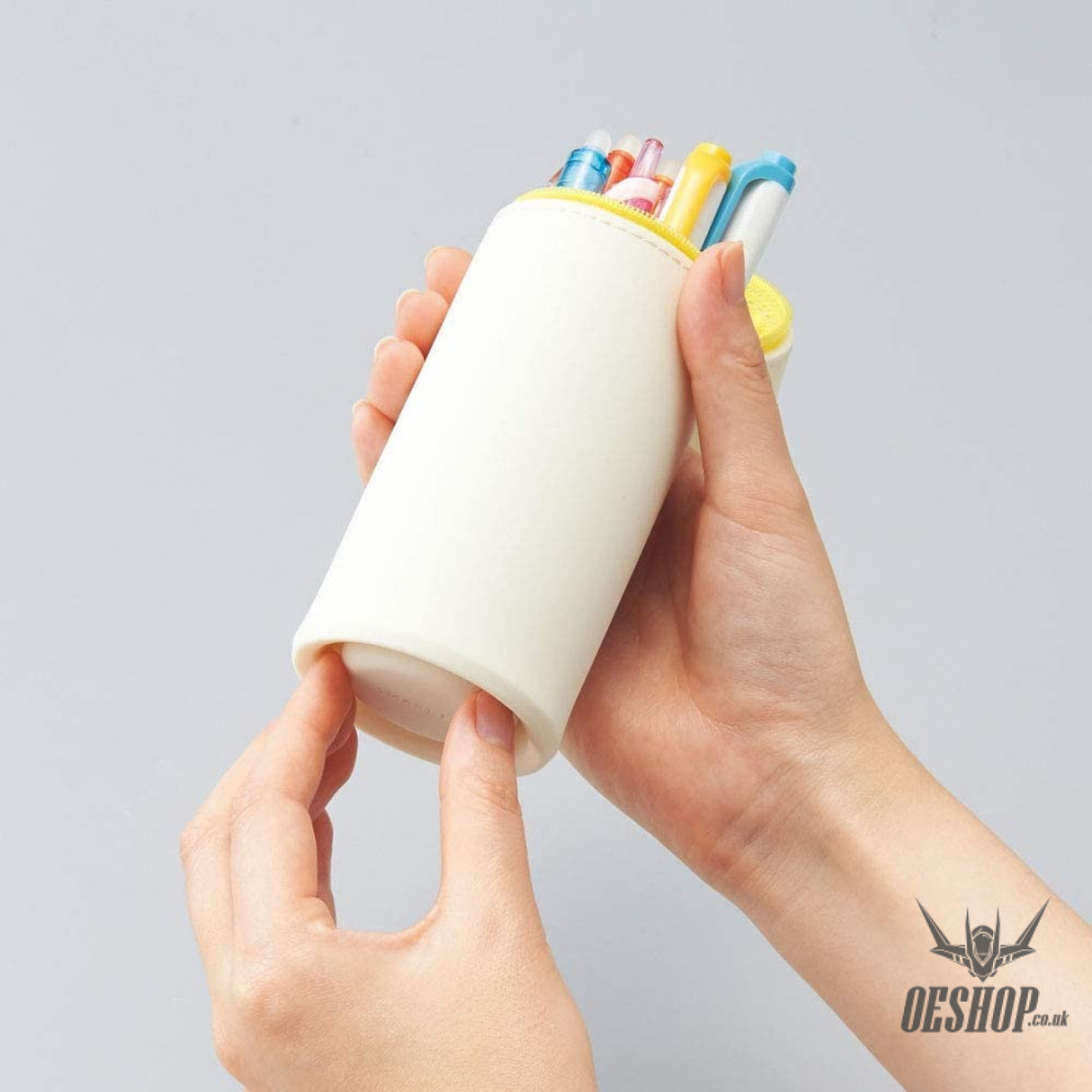 LIHIT LAB PuniLabo Stand Pen Case Medium size - Tortoiseshell cat A7712-7 LIHIT LAB. 13.98 OEShop