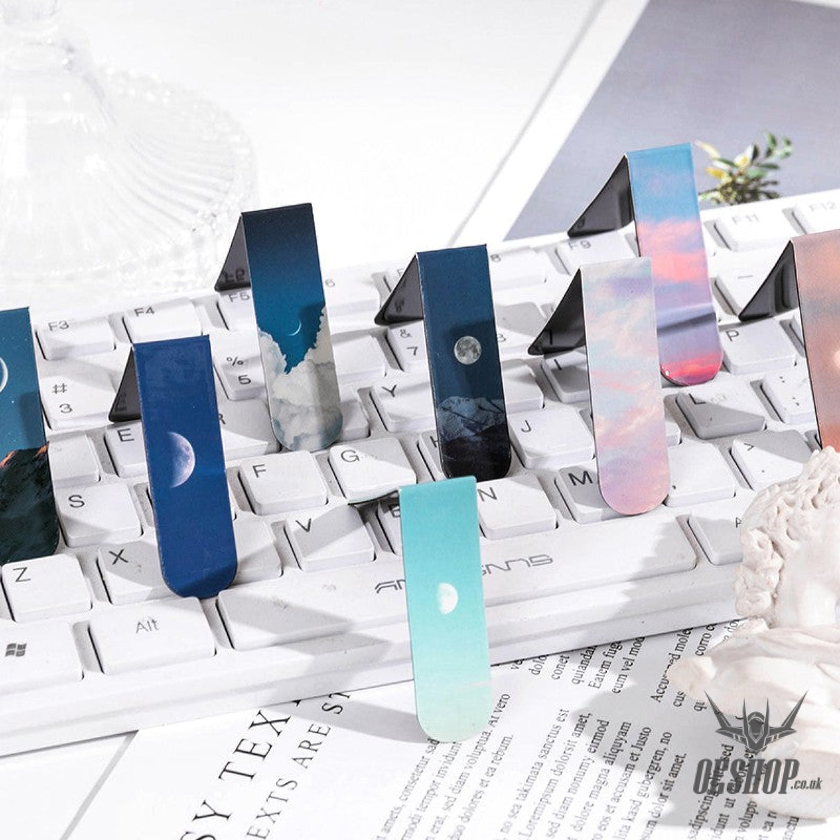 Momo Sun Moon Star Series Magnetic Bookmark set of 8 OEShop 7.99 OEShop