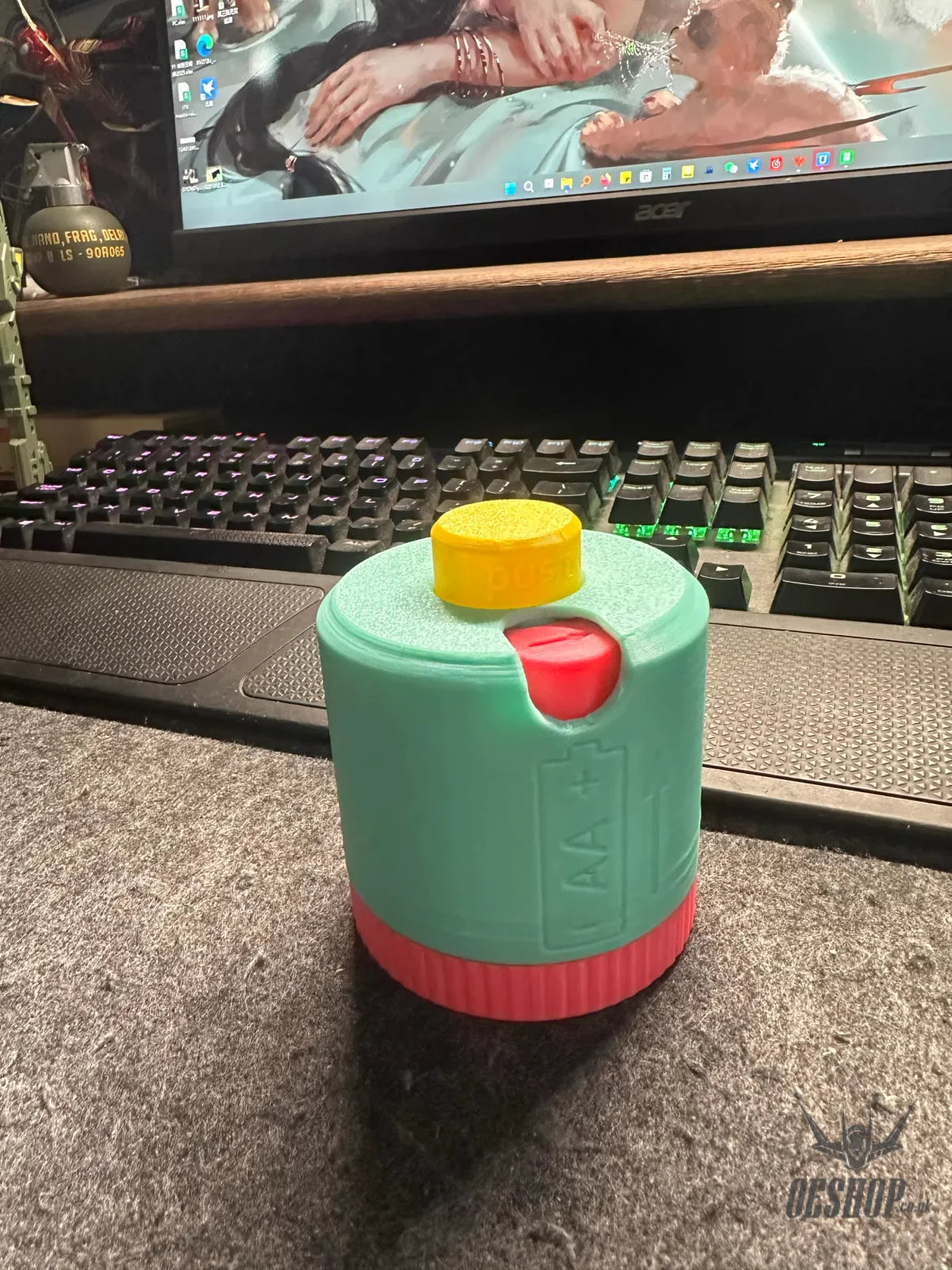 YLJ3D 360° Rotary Battery Storage Case for AA & AAA Batteries Green for AA Battery