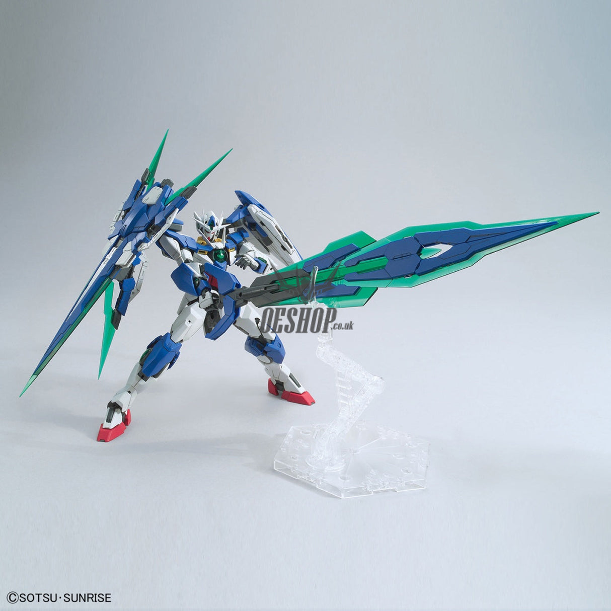 1/100 MG 00 Qan[T] Full Saber Scale Model Kits