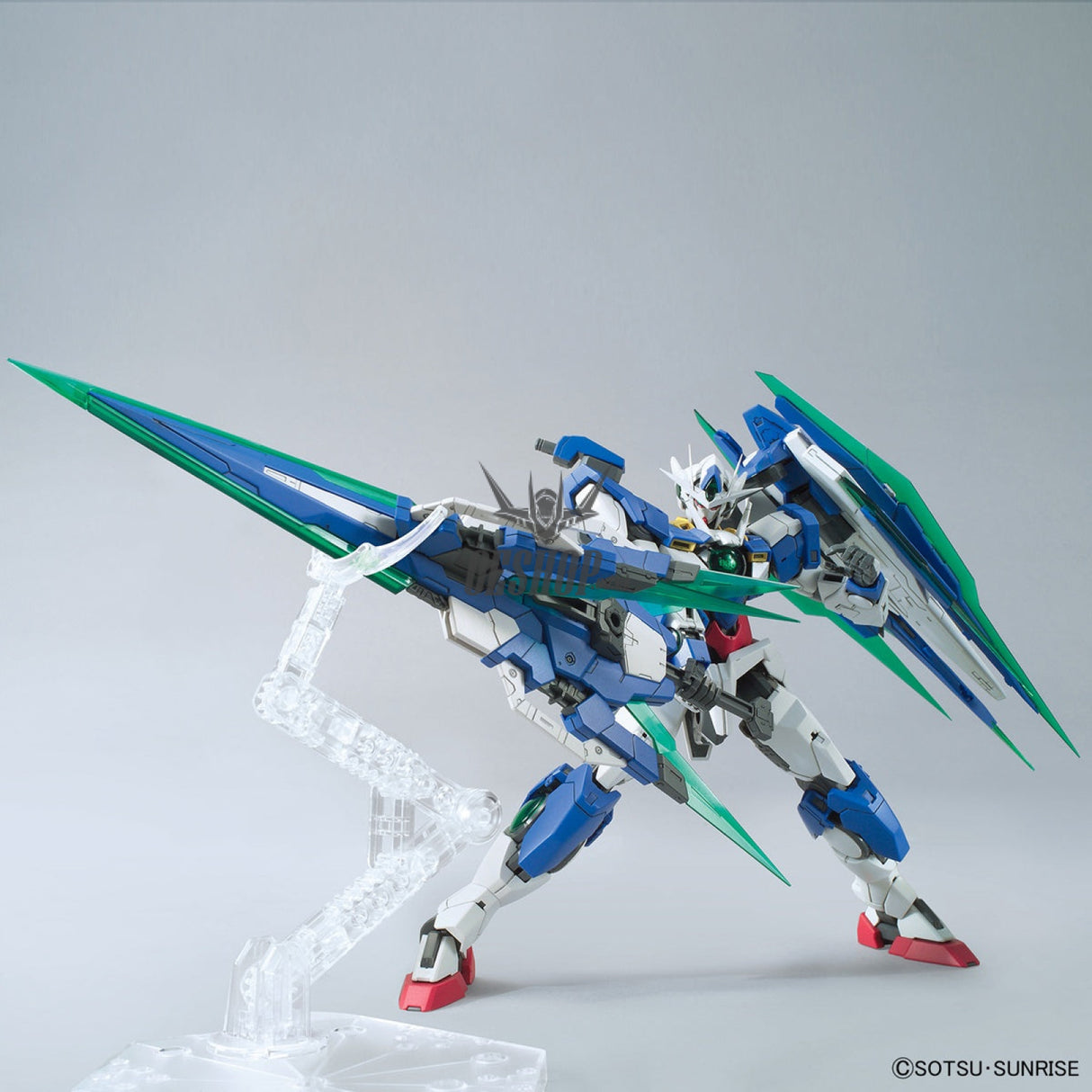 1/100 MG 00 Qan[T] Full Saber Scale Model Kits