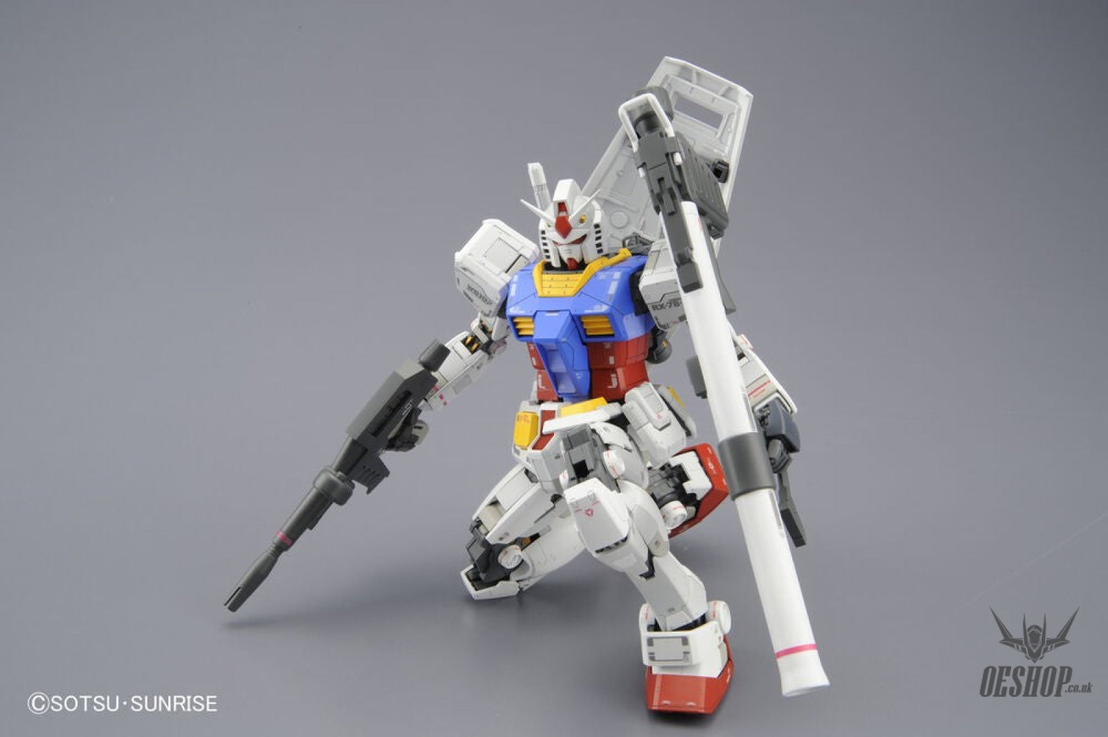 1/100　MG RX-78-2 GUNDAM Ver.3.0　完成品 レビュー】「MG 1/100 RX-78-2 ガンダムVer.3.0」レビュー ENTRY