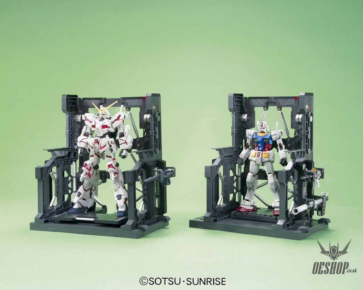 1/144 Builders Parts: System Base 001 Black Bandai 11.99 OEShop