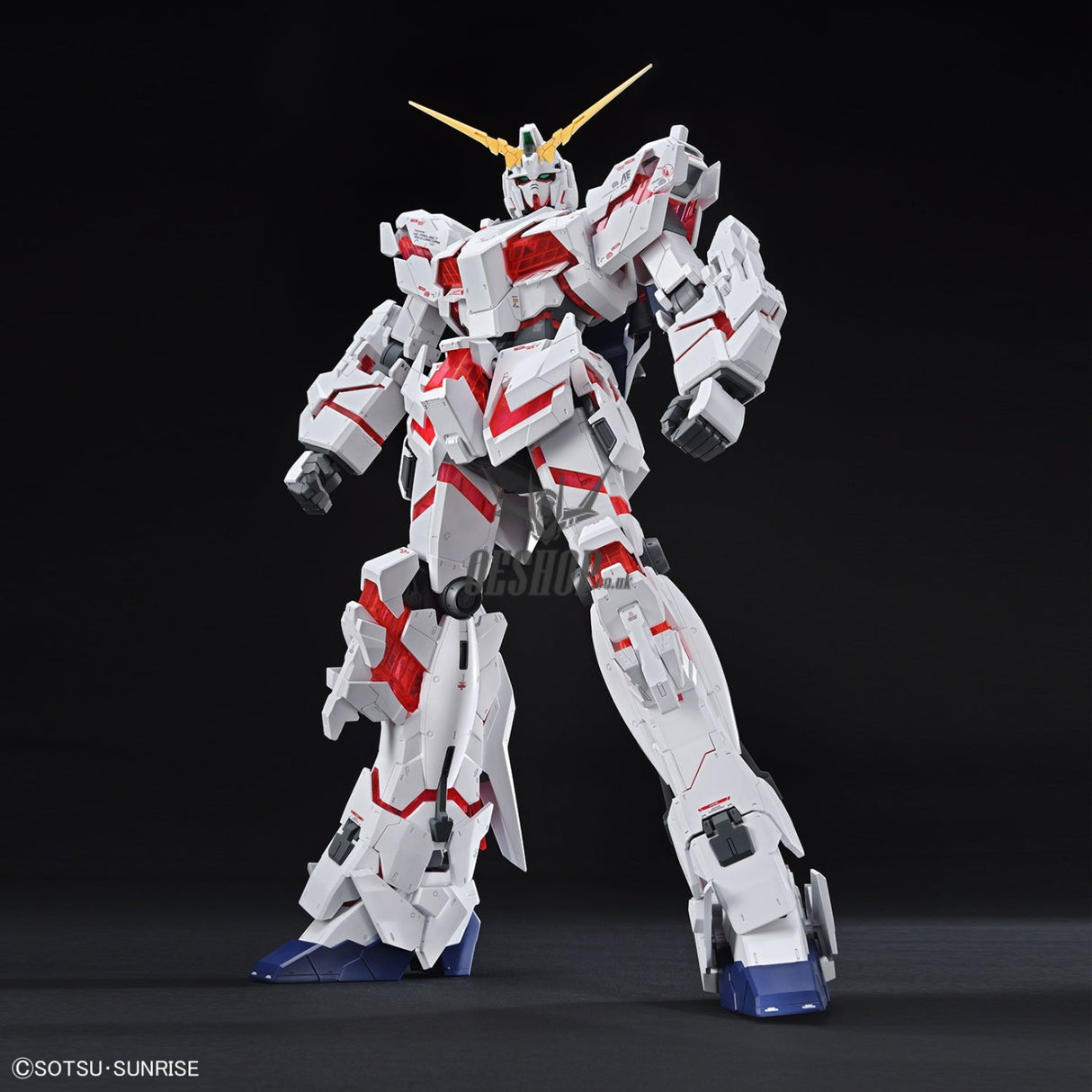 1/48 MEGA SIZE MODEL Unicorn Gundam (Destroy Mode) Scale Model Kits