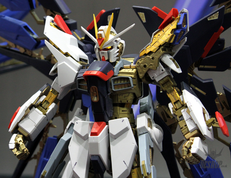 1/60 PG Strike Freedom Gundam Scale Model Kits