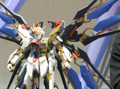 1/60 PG Strike Freedom Gundam Scale Model Kits