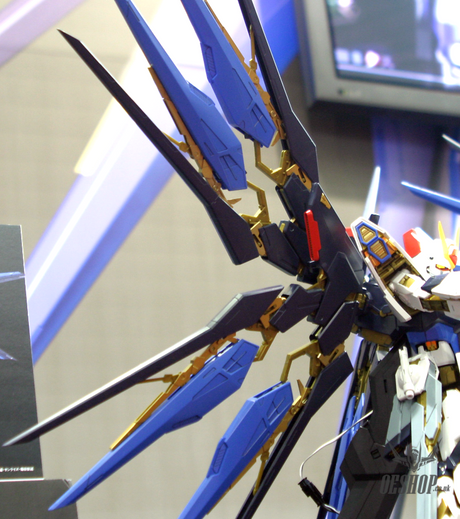 1/60 PG Strike Freedom Gundam Scale Model Kits