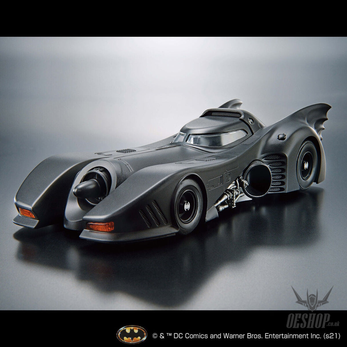 Bandai 1/35 Batman 1989 Batmobile (Batman Ver.) Scale Model Kits