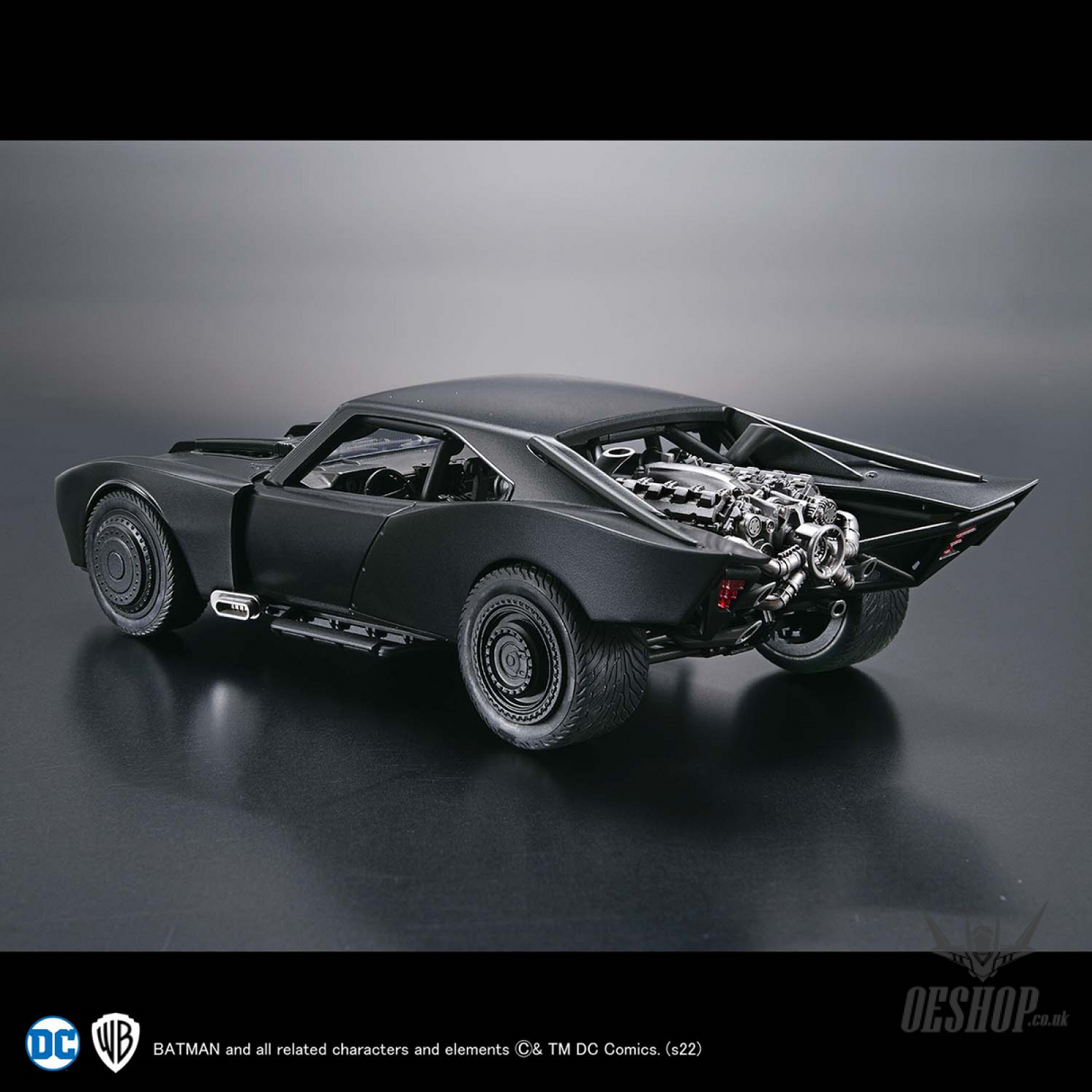 Bandai 1/35 New Batmobile (The Batman Ver.) Scale Model Kits