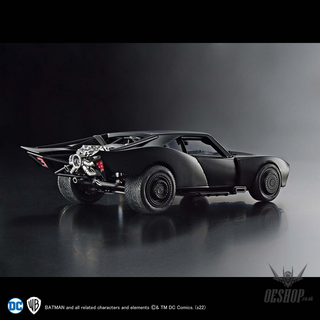 Bandai 1/35 New Batmobile (The Batman Ver.) Scale Model Kits