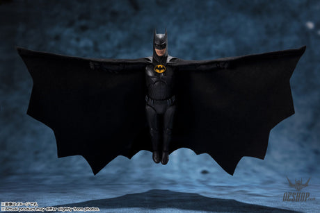 Bandai Tamashii S.H.Figuarts Batman ’The Flash’ Action & Toy Figures