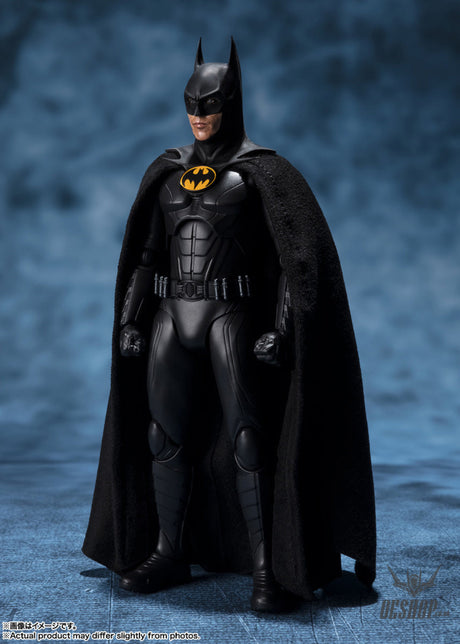 Bandai Tamashii S.H.Figuarts Batman ’The Flash’ Action & Toy Figures