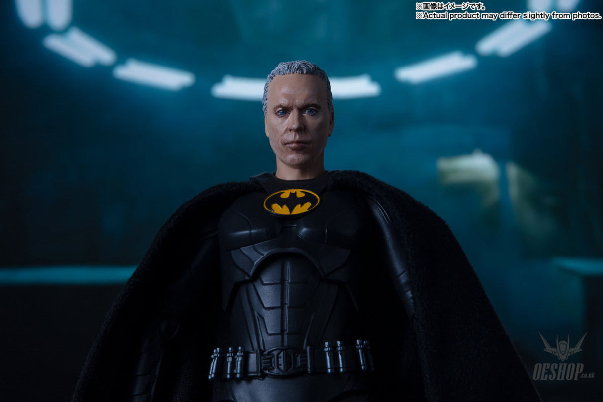 Bandai Tamashii S.H.Figuarts Batman ’The Flash’ Action & Toy Figures