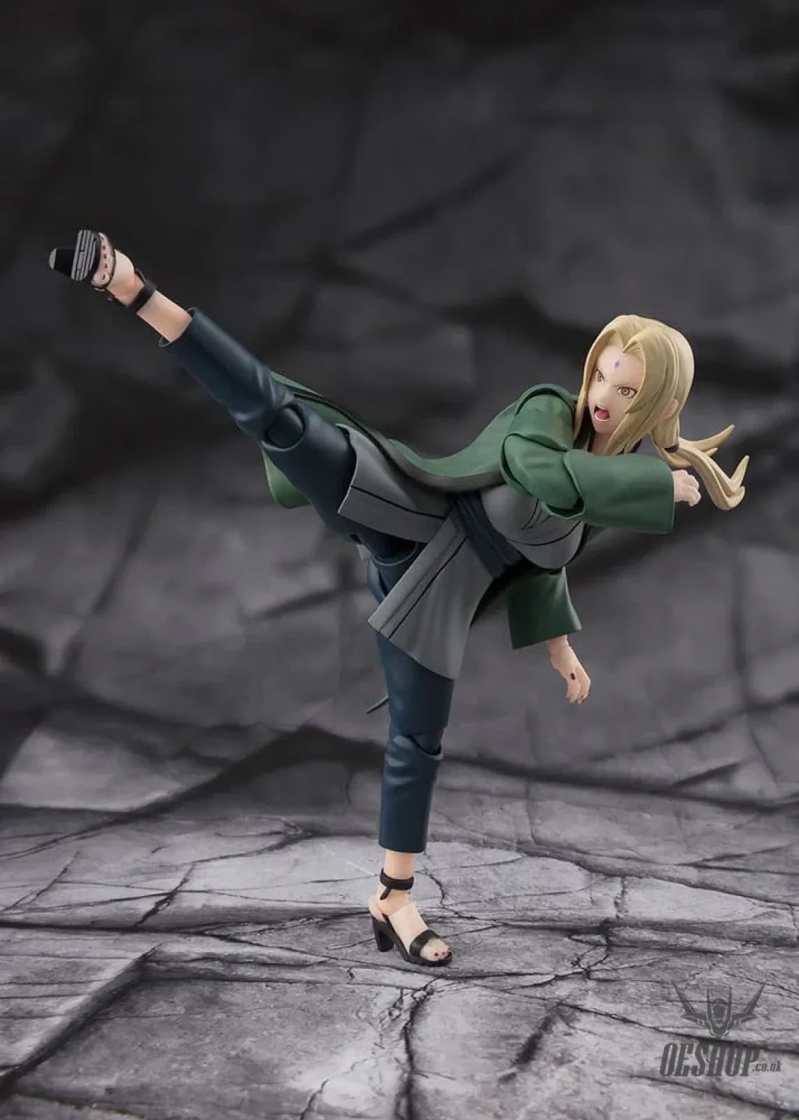 Bandai Tamashii S.H.Figuarts Naruto Tsunade (Legendary Medical Ninja) Action & Toy Figures