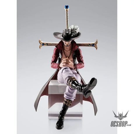 Bandai Tamashii S.H.Figuarts One Piece Dracule Mihawk -HAWKEYE - Action & Toy Figures