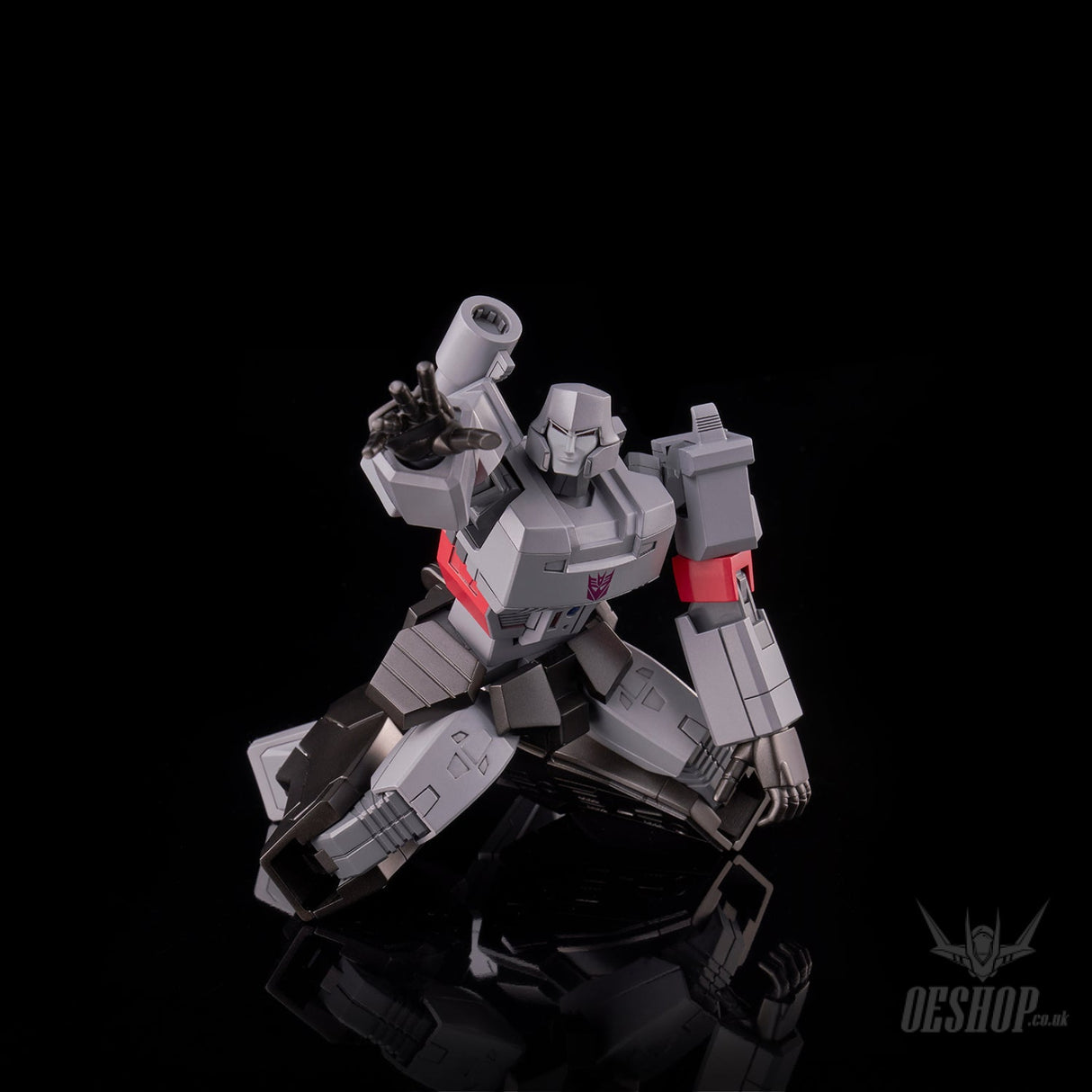 Flame Toys Furai Model Megatron (G1 ver.) Transformers Model Kit Scale Model Kits