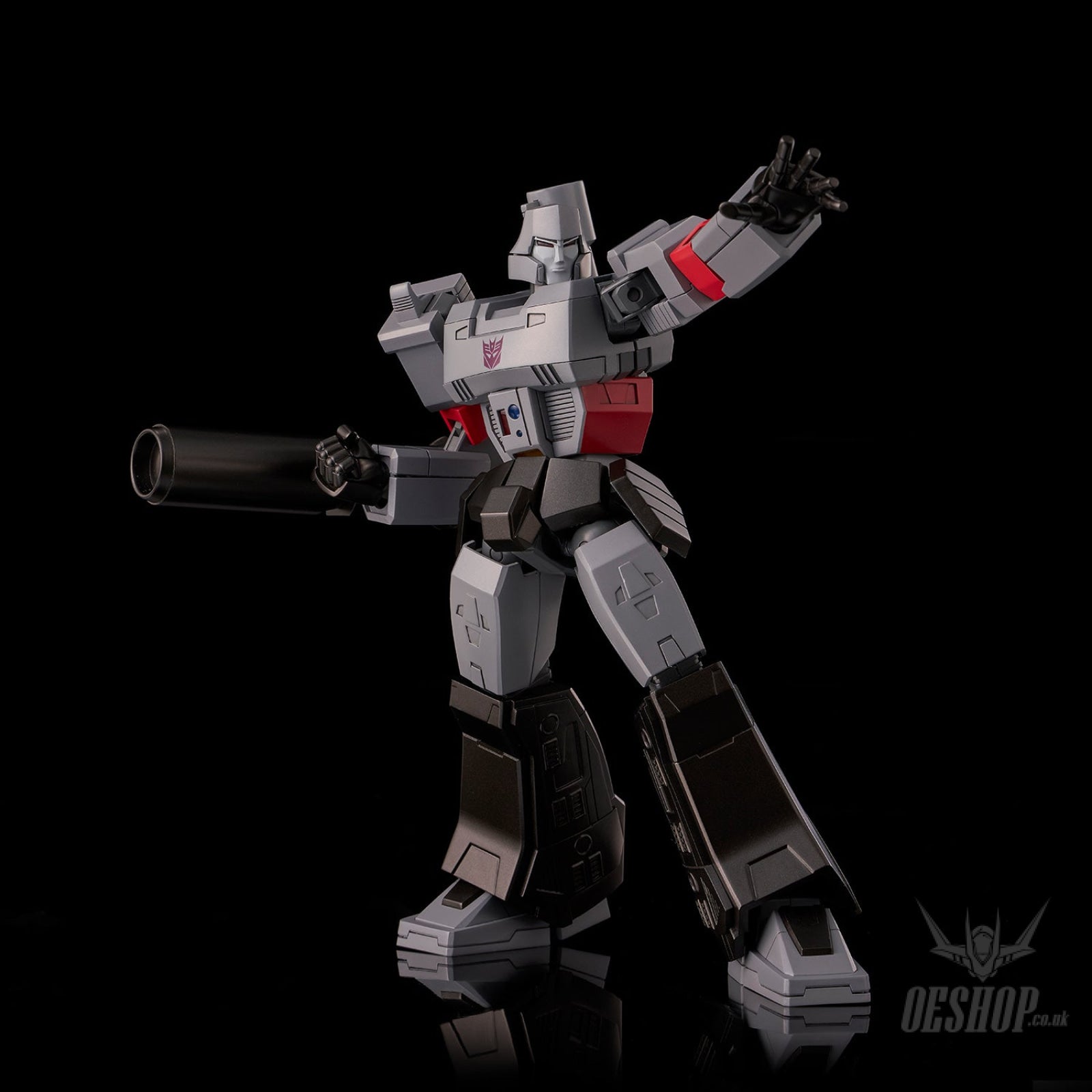 メガトロン　G1　MEGATRON Flame Toys Furai Model Megatron (G1 ver.) Transformers Model Kit