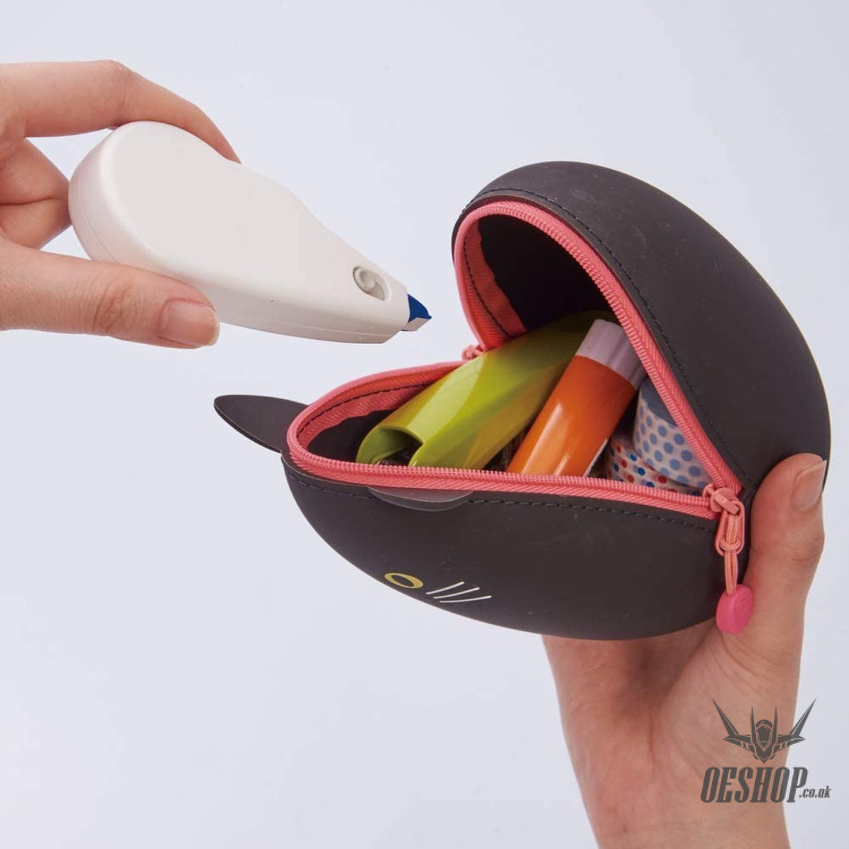 Lihit Lab PuniLabo Zipper Pouch Egg Shaped Big  - Gray Cat A7783-4 LIHIT LAB. 14.98 OEShop