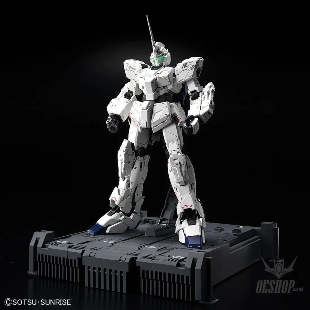 The Gundam Base Limited 1/100 MGEX Unicorn Gundam Ver.TWC - Scale Model Kits