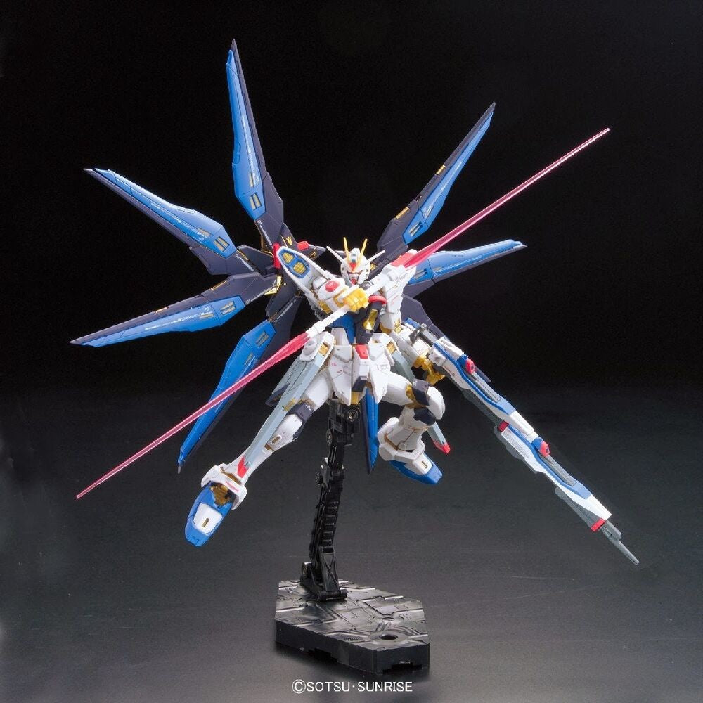 1/144 RG 14 ZGMF-X20A Strike Freedom Gundam Bandai 35.99 OEShop