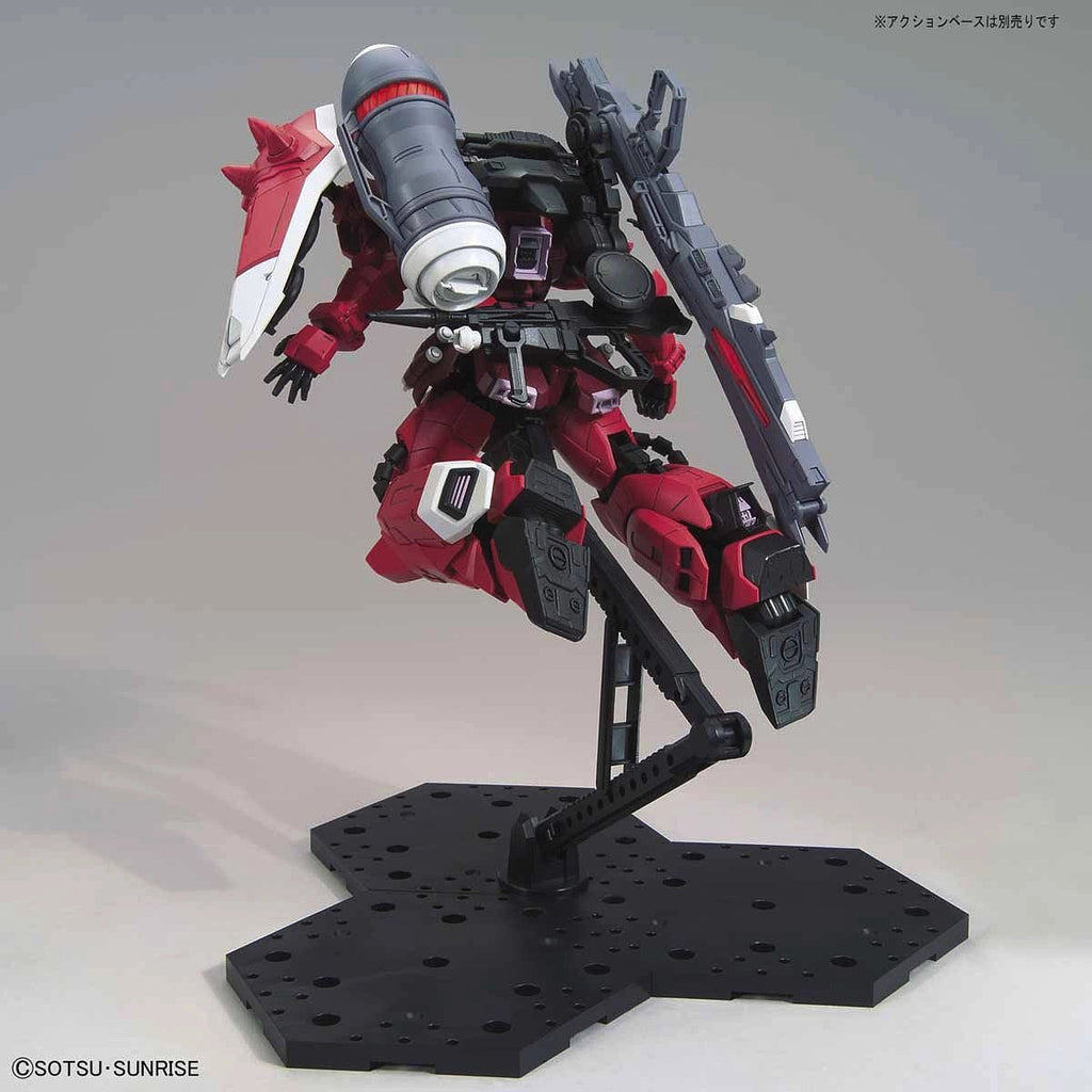 1/100 MG Gunner Zaku Warrior (Lunamaria Hawke Custom) Bandai 49.99 OEShop