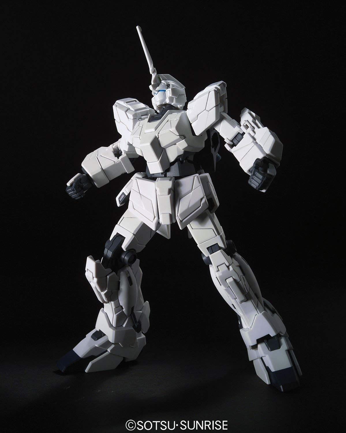 1/144 HGUC 101 RX-0 Unicorn Gundam Unicorn Mode